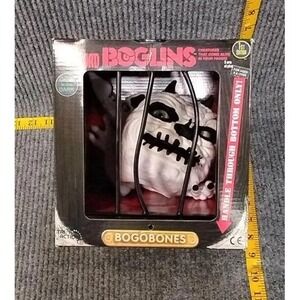 Boglins Dark Lord BOGOBONES - Glows‎ In The Dark - Tri Action Toys 8" Puppet.